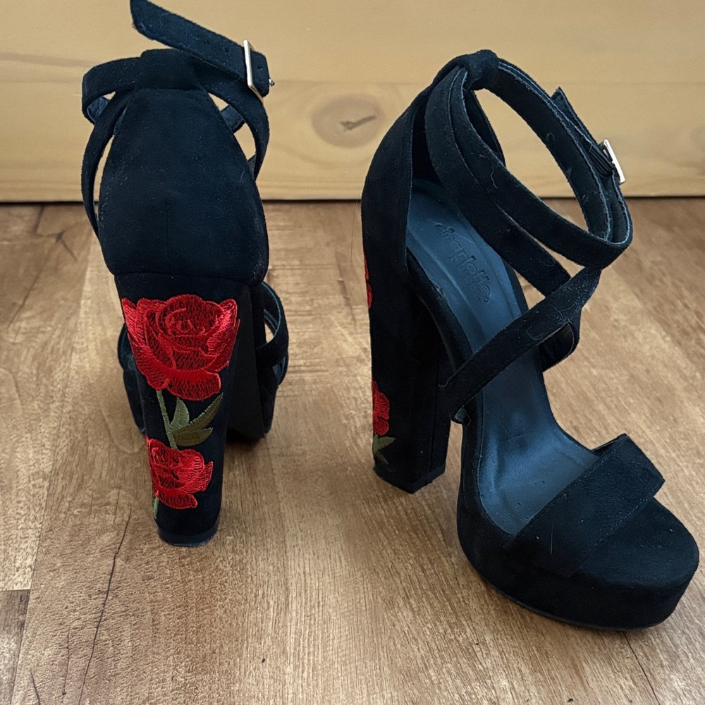 Charlotte Russe Black Platform Sandals with Red Rose Embroidery